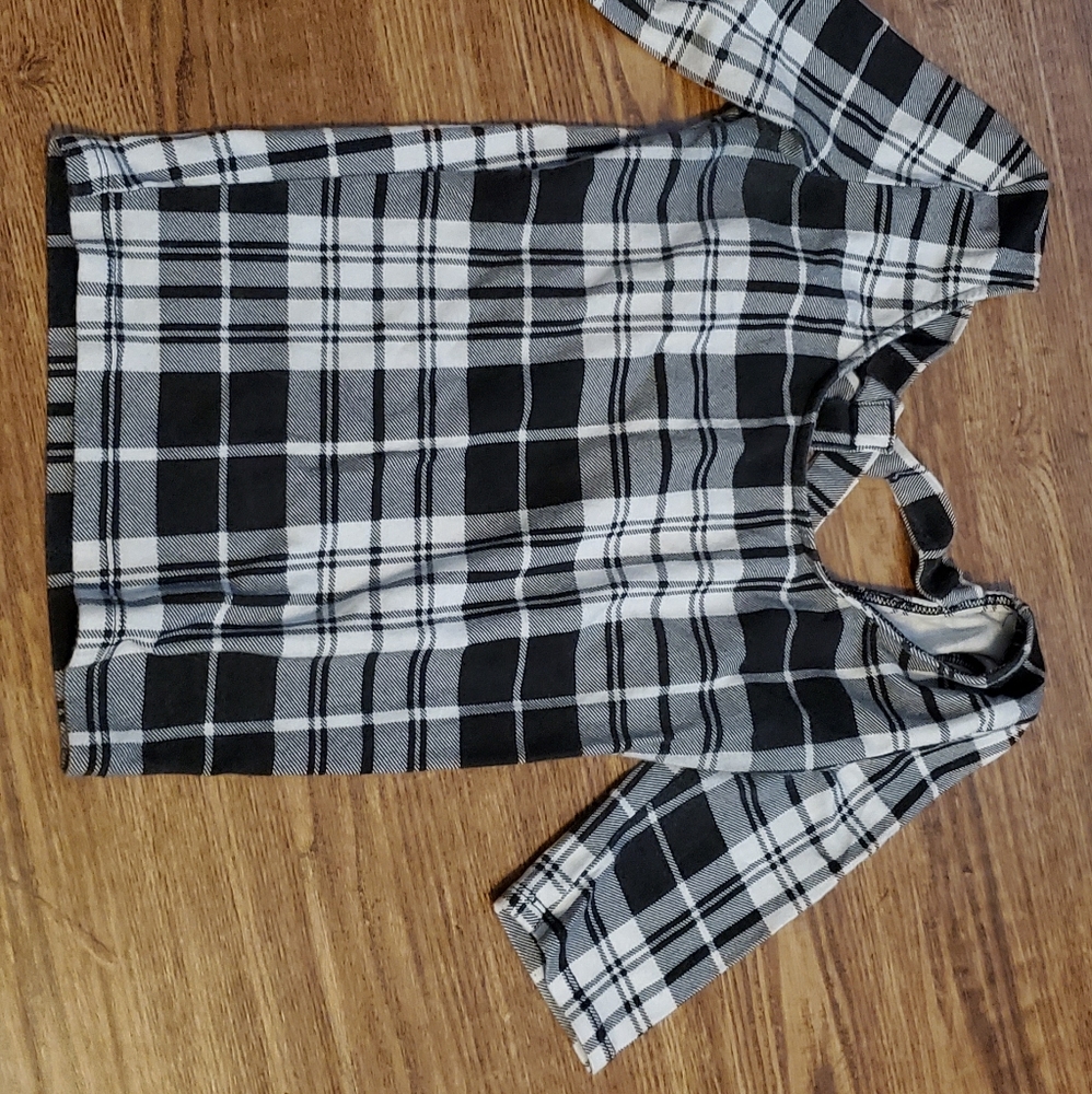 3/4 plaid crop top